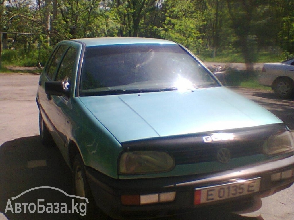 Volkswagen Golf 1993 года за ~8 600 сом