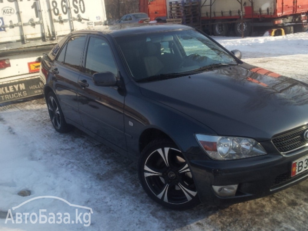 Lexus IS 2003 года за ~706 900 сом