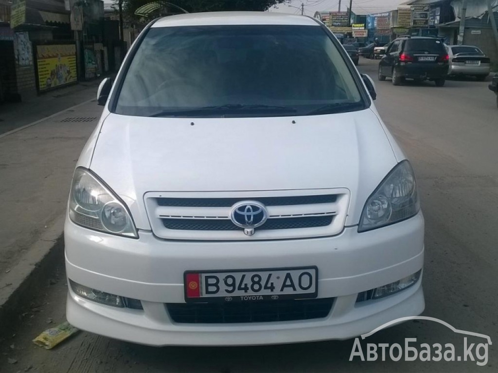 Toyota Ipsum 2002 года за 5 500$