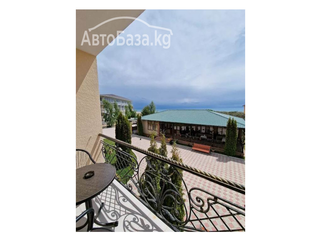 Пансионат "Островок" Бостери. Пляжный корпус "Альбатрос"  