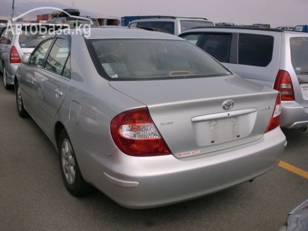 Toyota Camry 2001 года за ~4 100 руб.