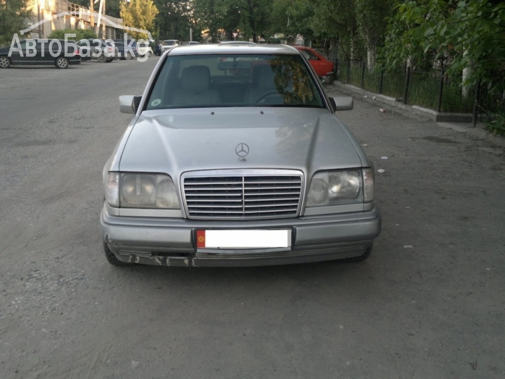 Mercedes-Benz E-Класс 1993 года за 220 000 сом