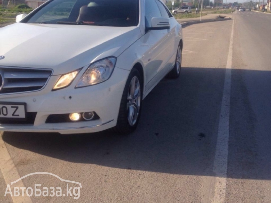 Mercedes-Benz E-Класс 2011 года за 770 000 сом