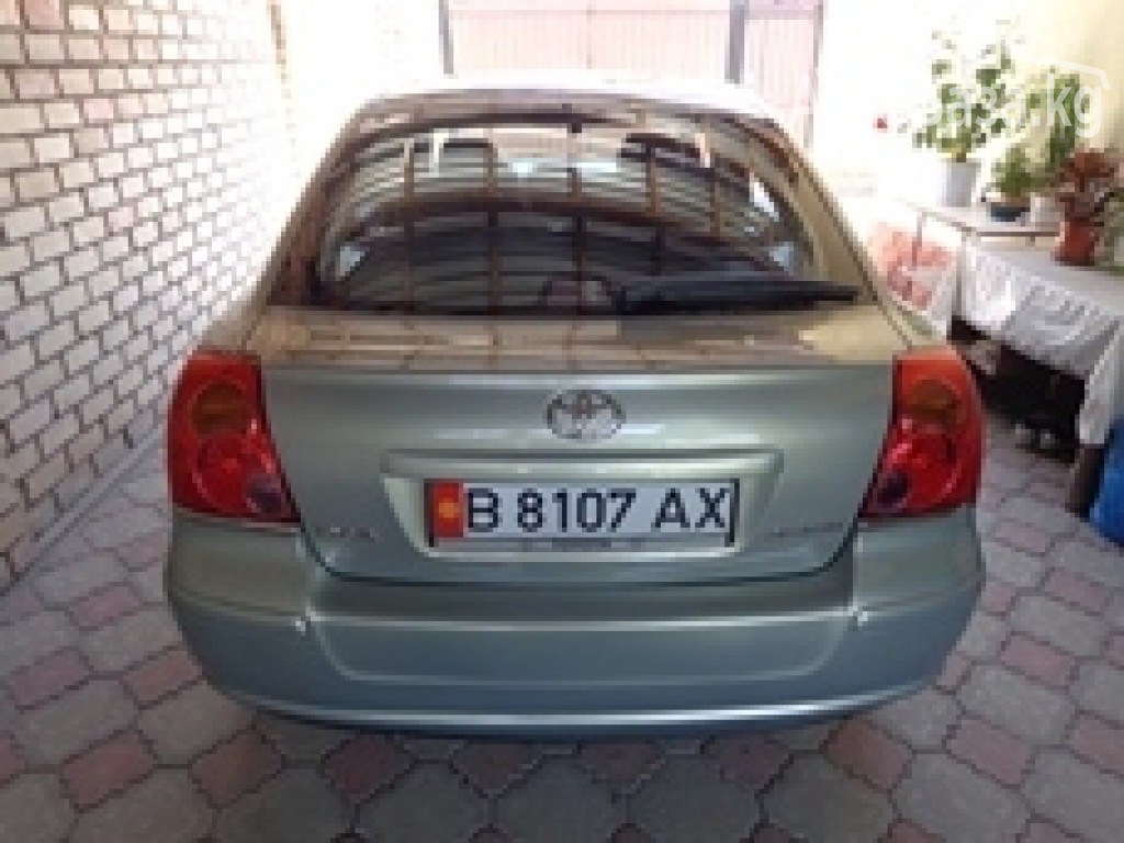 Toyota Avensis 2003 года за ~732 800 сом