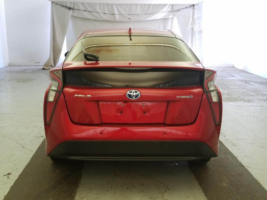 Toyota Prius 2017 года за ~1 548 700 сом