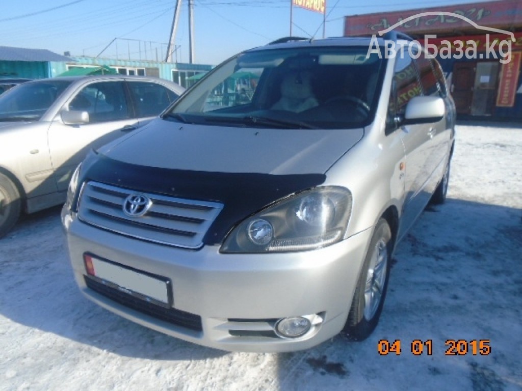 Toyota Avensis Verso 2003 года за ~724 200 сом