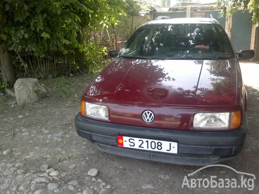 Volkswagen Passat 1988 года за ~357 200 руб.