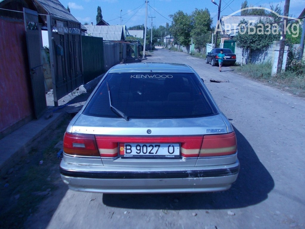 Mazda 626 1988 года за 65 000 сом