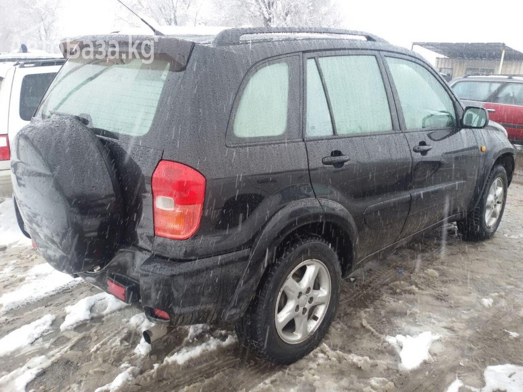 Toyota RAV4 2001 года за ~336 300 сом