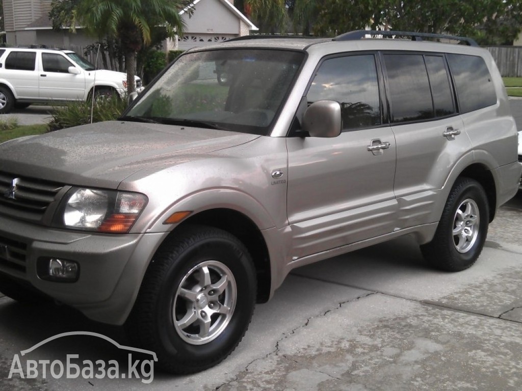 Pajero 2000 год. Митсубиси Монтеро 2000 года. Митсубиси Паджеро 2000. Митсубиси Паджеро 2000 года. Mitsubishi Montero, 2000 год.