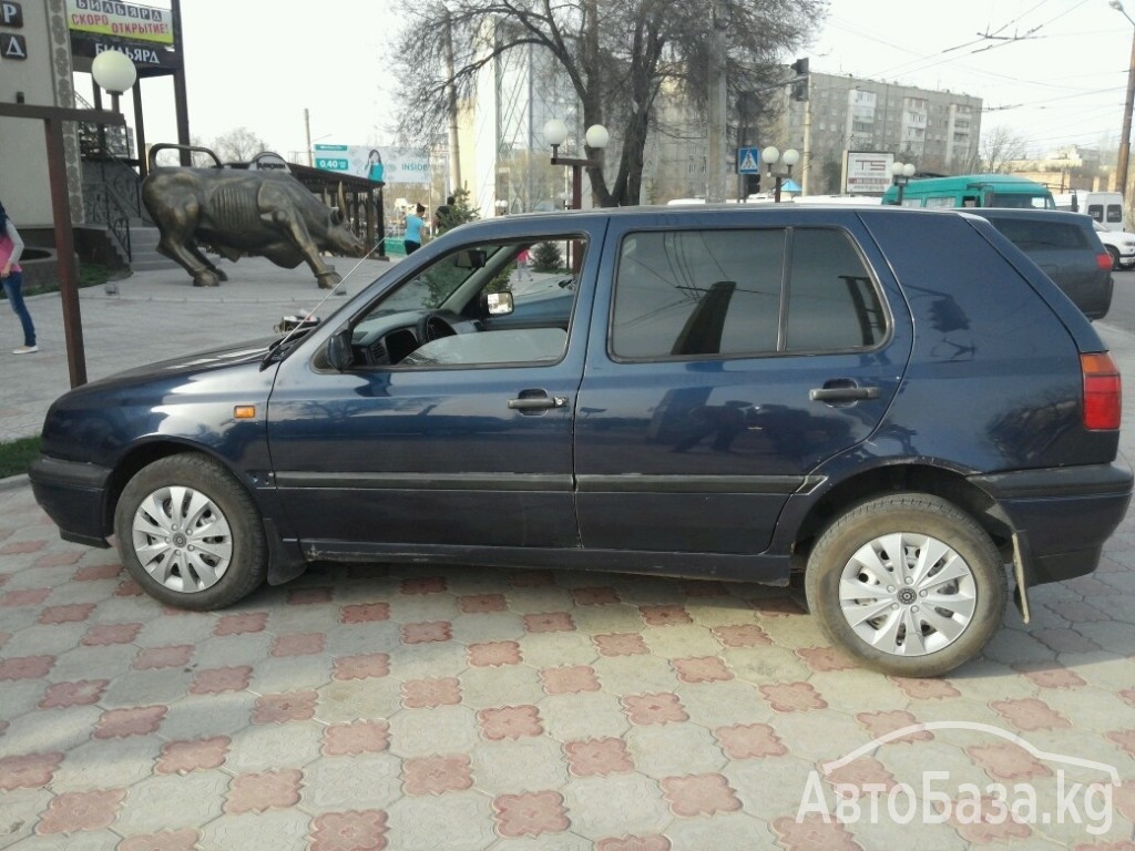 Volkswagen Golf 1993 года за ~230 800 сом