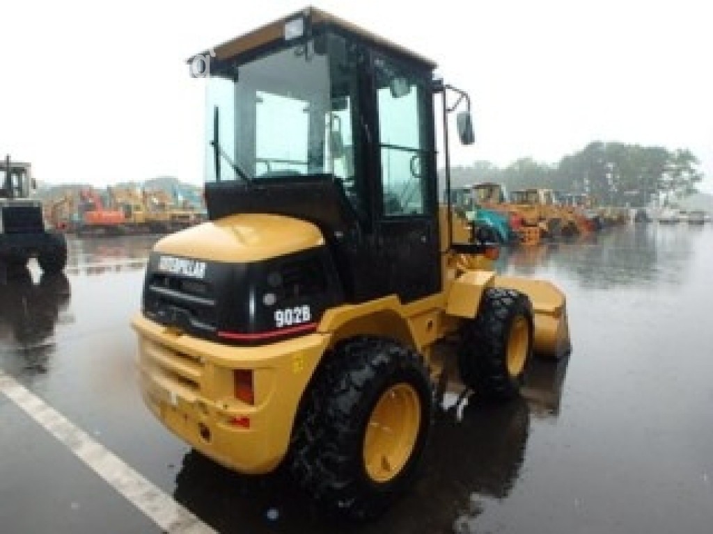 Погрузчик Caterpillar WHEELLOADER 902B