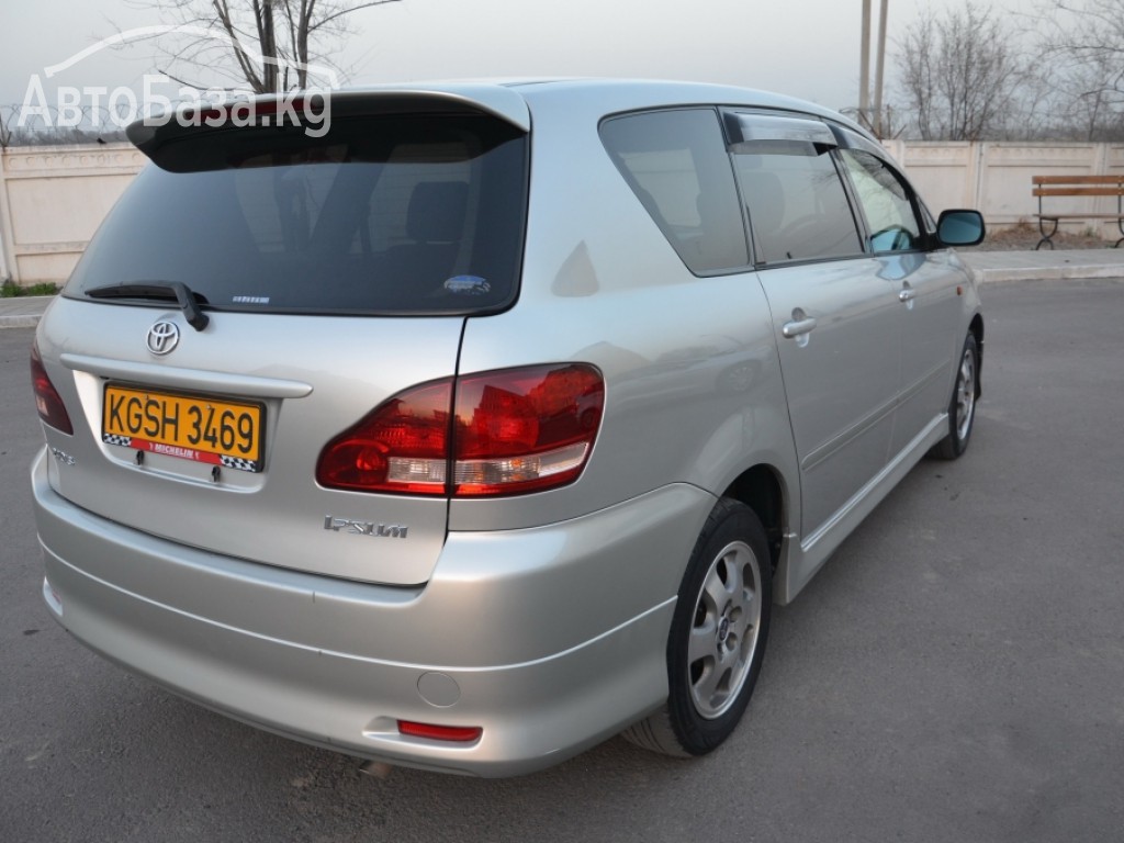 Toyota Ipsum 2002 года за 245 000 сом