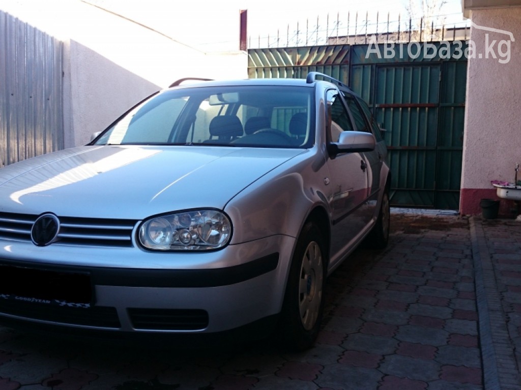 Volkswagen Golf 2003 года за ~550 900 сом