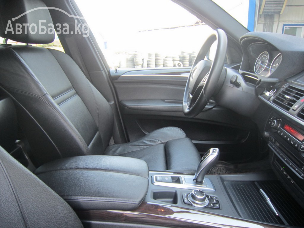 BMW X5 2011 года за 21 440$