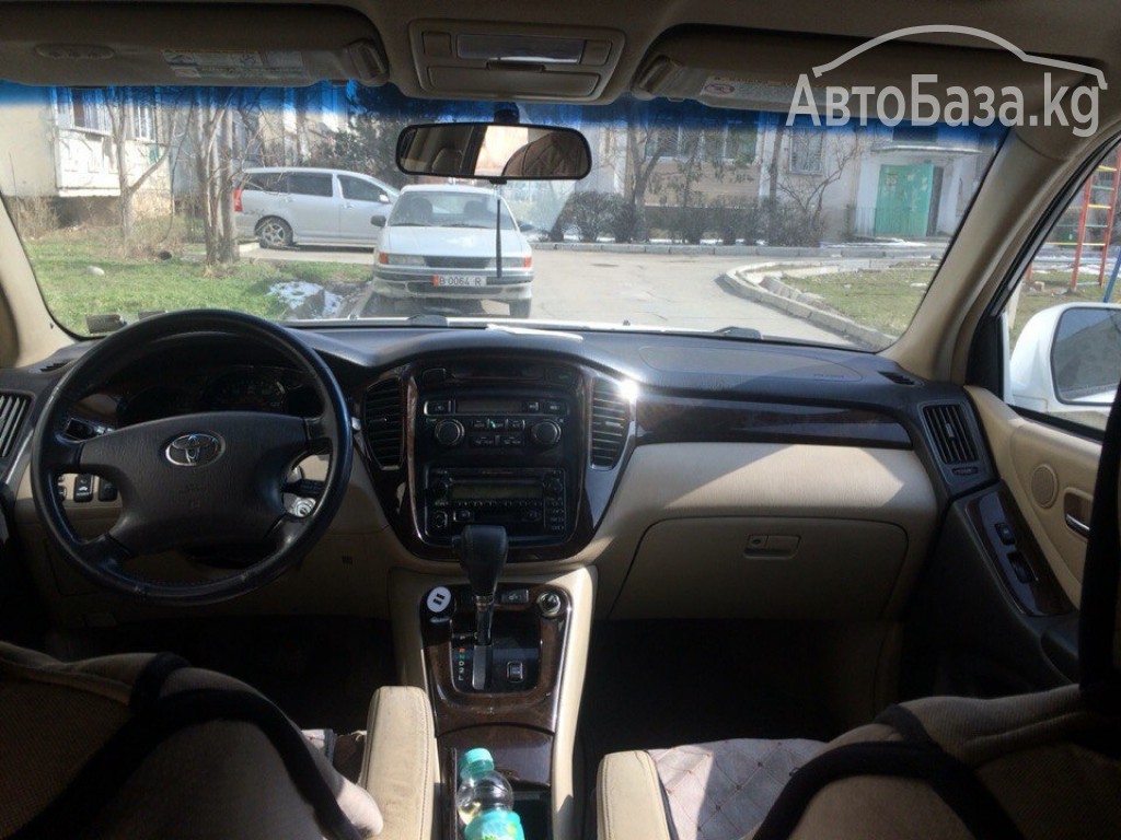 Toyota Highlander 2003 года за ~672 500 сом