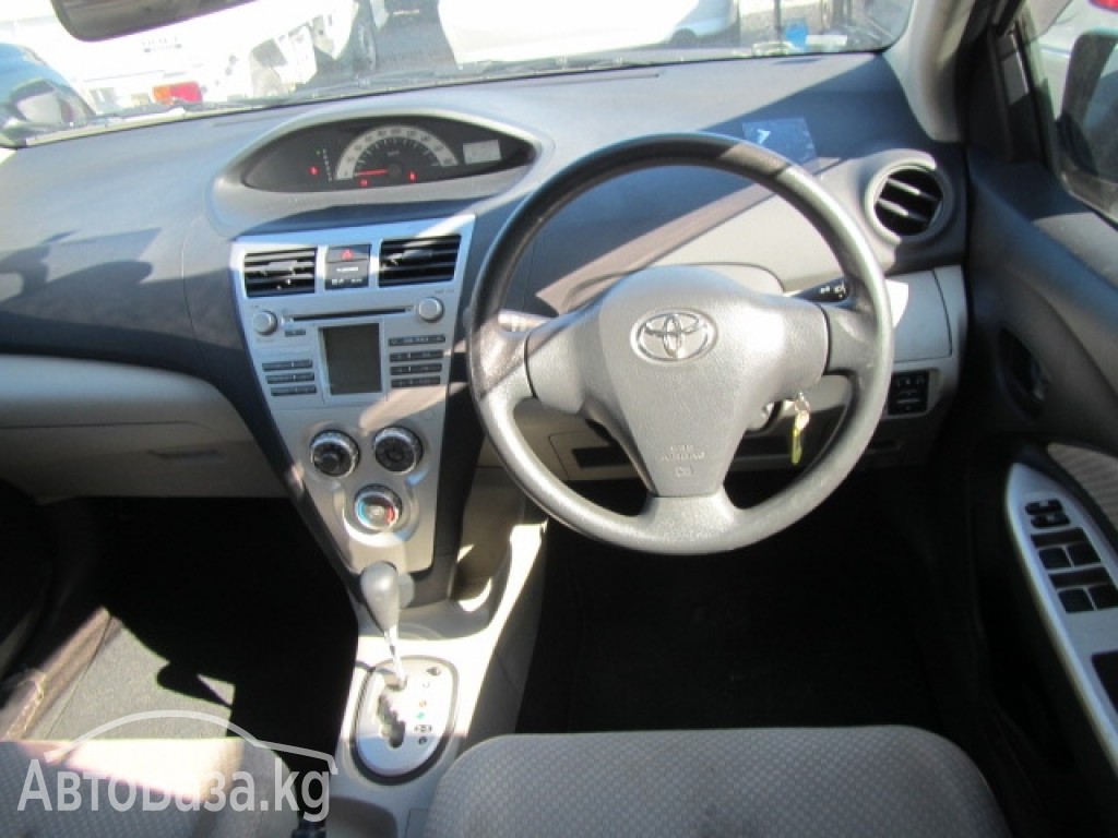 Toyota Belta 2007 года за ~646 600 сом