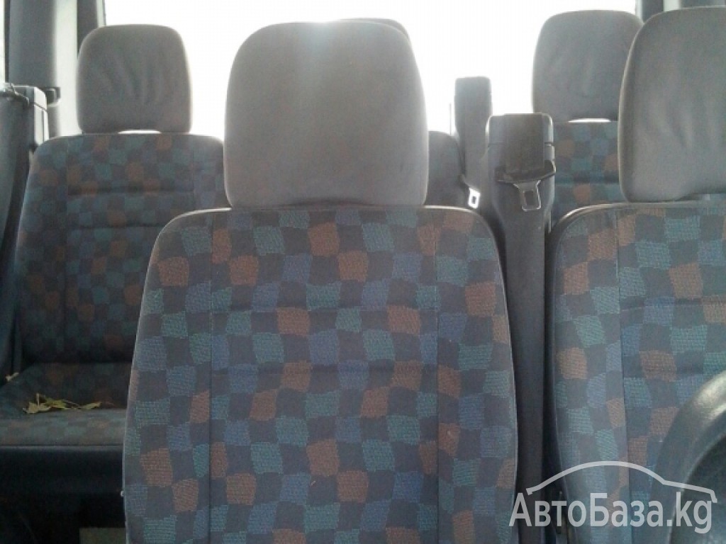 Mercedes-Benz Vito 2000 года за ~442 500 сом