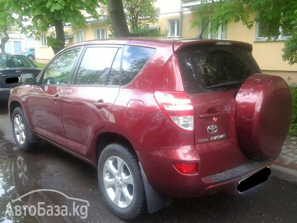 Toyota RAV4 2011 года за ~1 239 000 сом