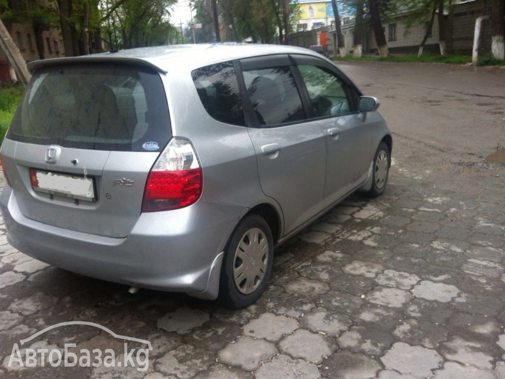 Honda Fit 2005 года за ~285 800 сом