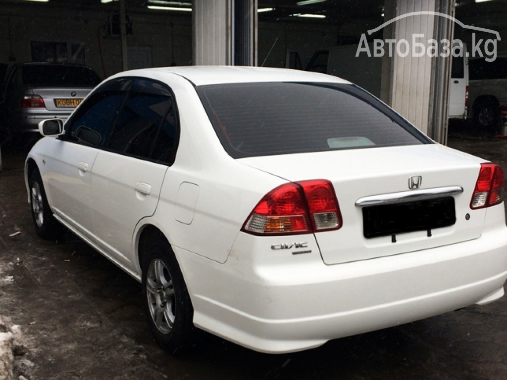 Honda Civic 2004 года за ~353 000 сом