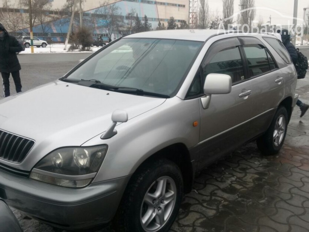 Toyota Harrier 1998 года за 6 200$