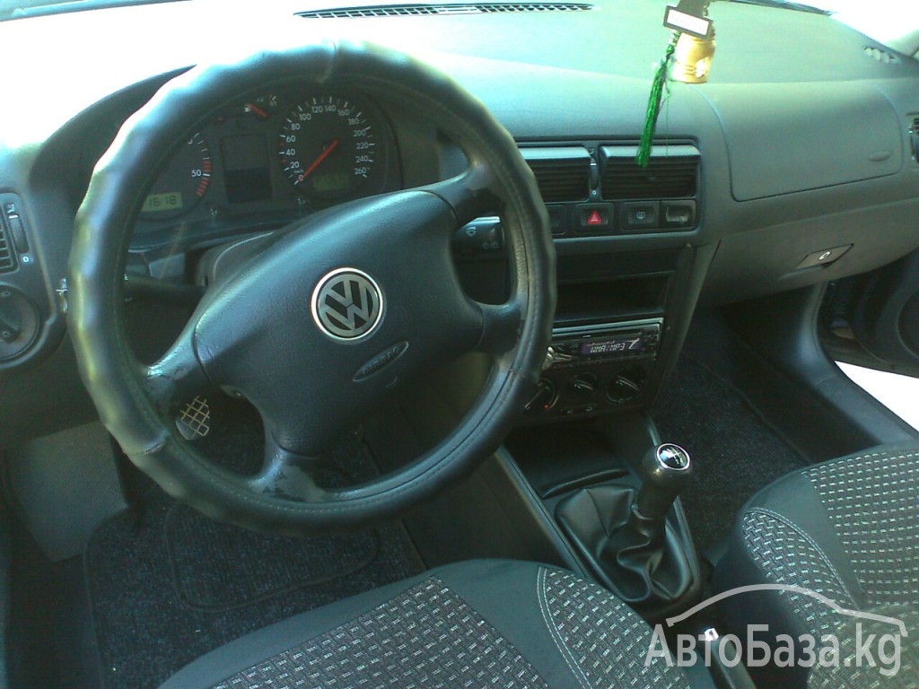 Volkswagen Golf 2002 года за ~575 300 сом