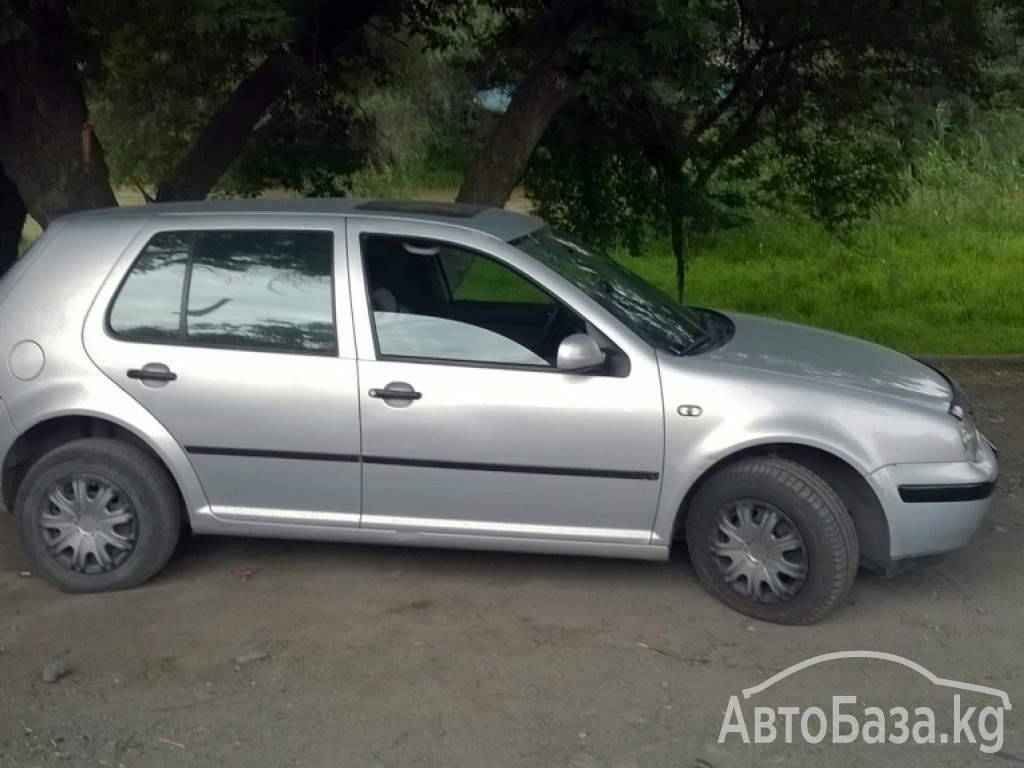 Volkswagen Golf 1998 года за ~269 000 сом