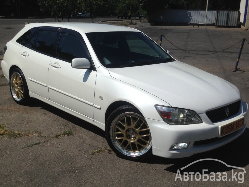 Toyota Altezza 2002 года за ~416 000 сом