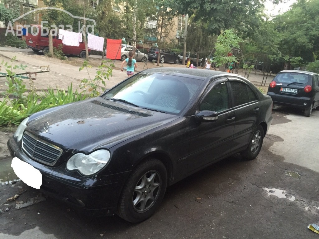 Mercedes-Benz C-Класс 2002 года за 4 500$