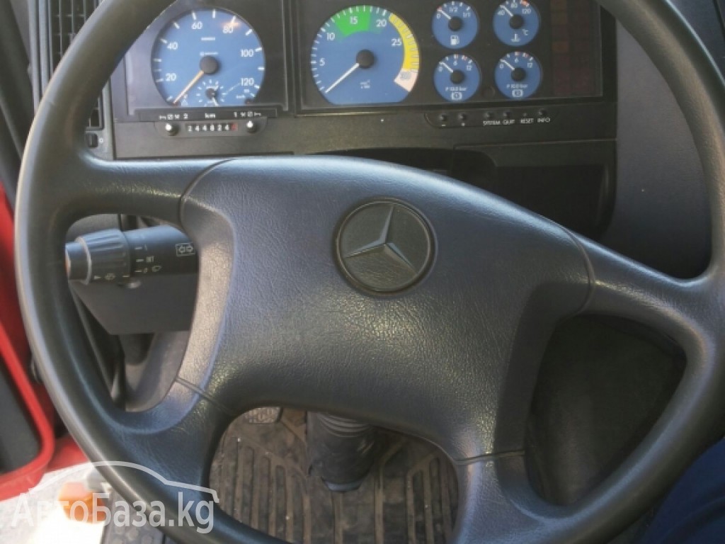 Бортовой Mercedes-Benz Атега 815