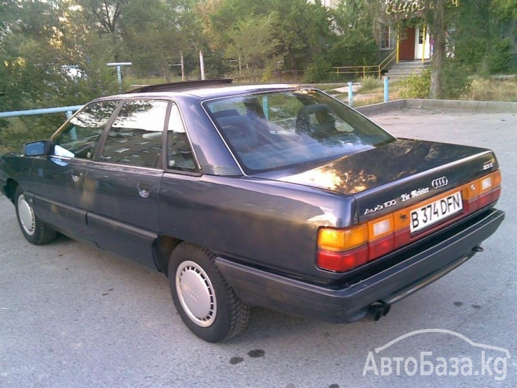 Audi 100 1989 года за ~72 500 руб.