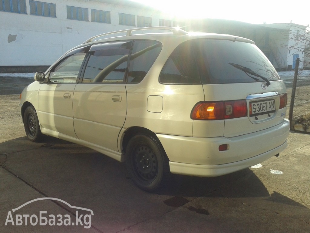 Toyota Ipsum 2000 года за ~301 800 сом