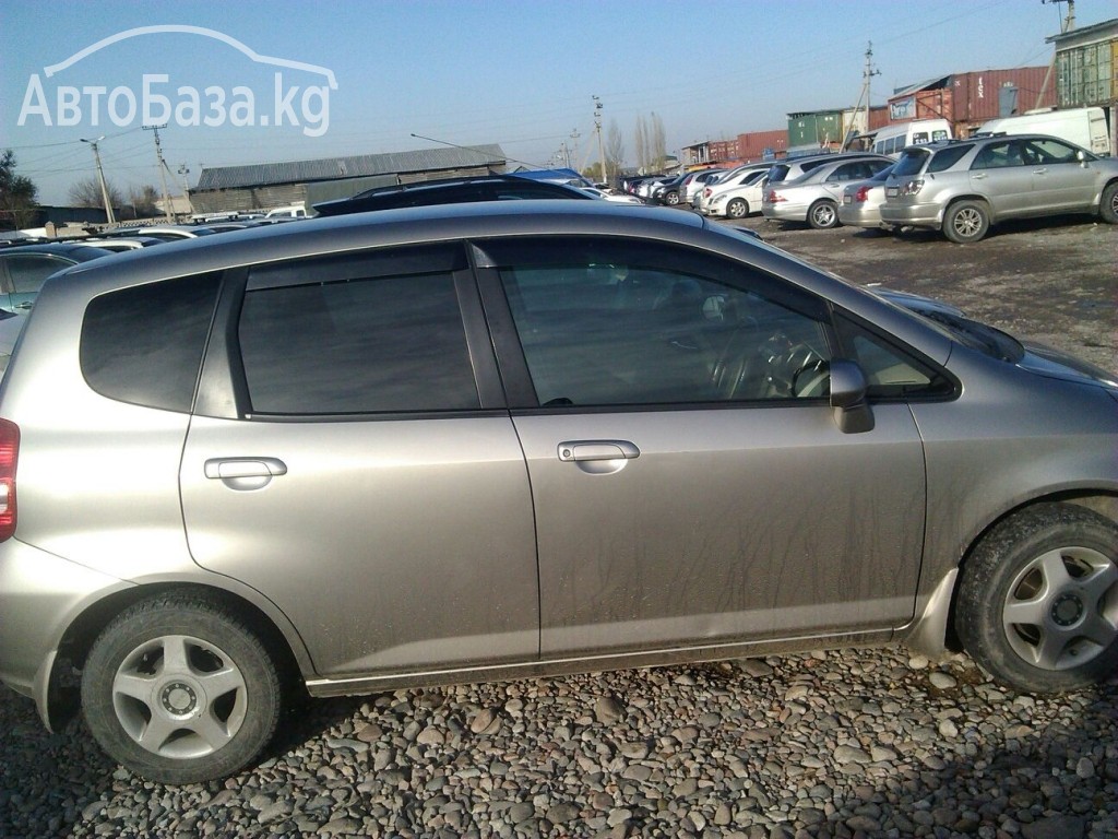 Honda Fit 2003 года за ~311 000 сом