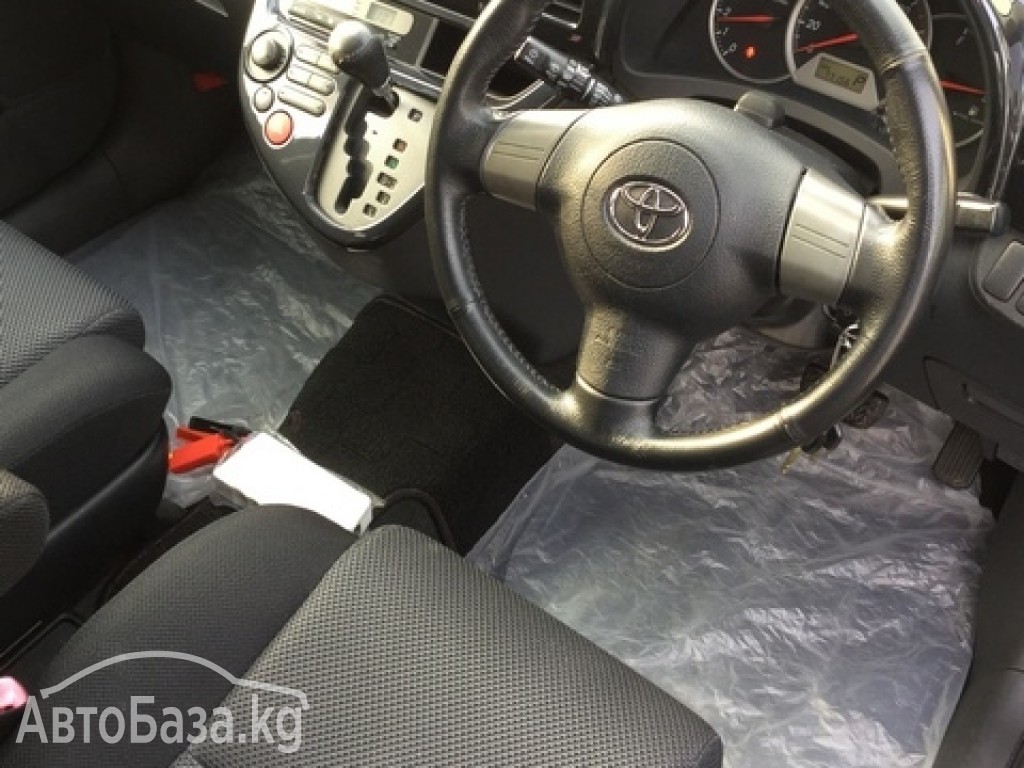 Toyota Wish 2004 года за ~534 500 сом