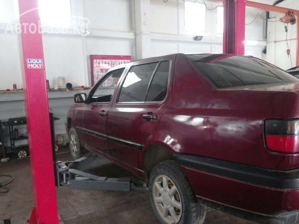 Volkswagen Vento 1996 года за 88 000 сом