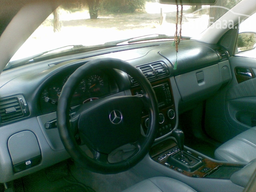 Mercedes-Benz M-Класс 2002 года за ~708 000 сом