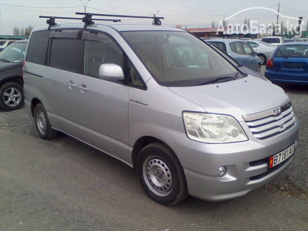 Toyota Noah 2003 года за ~491 400 сом