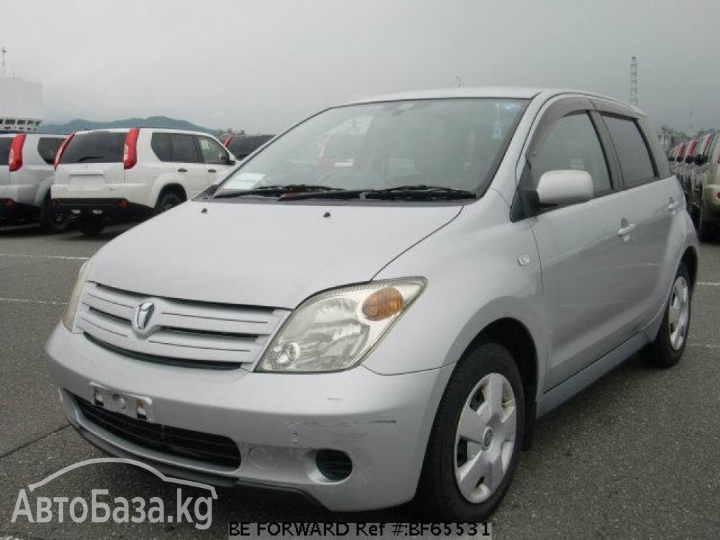 Toyota Ist 2003 года за ~405 200 сом