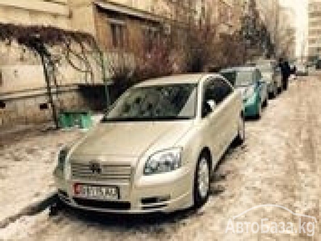 Toyota Avensis 2003 года за ~504 500 сом