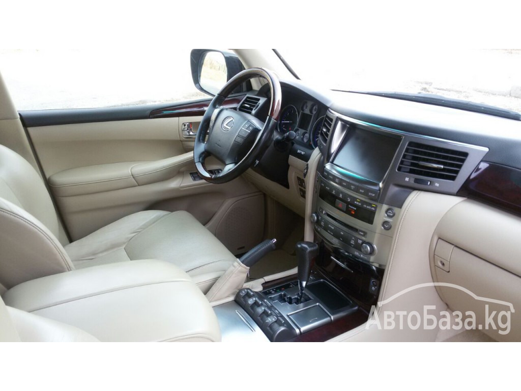 Lexus LX 2011 года за 2 314 881 сом