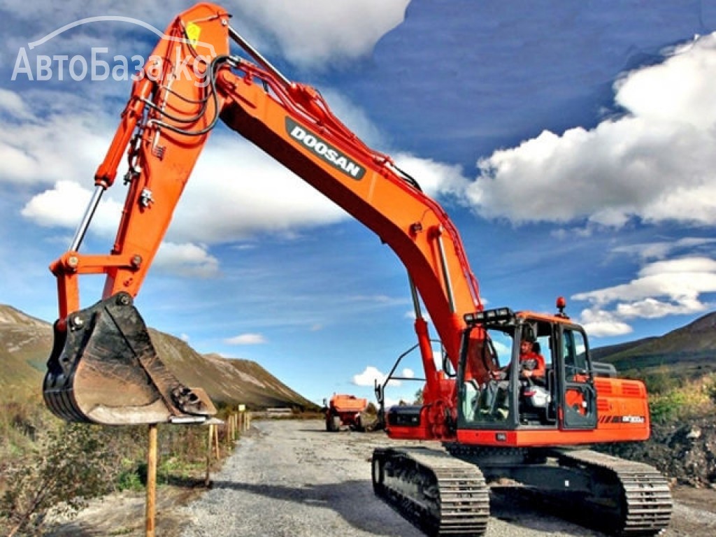 Экскаватор Doosan Гусеничный DX 225 LCA  