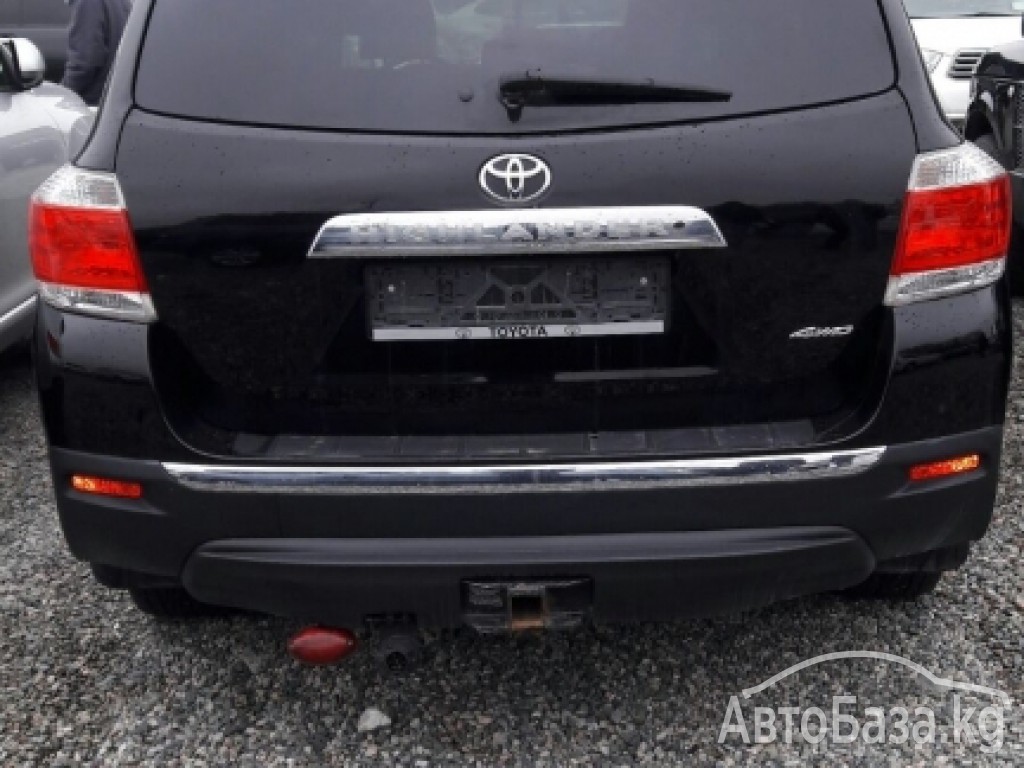 Toyota Highlander 2011 года за ~2 155 200 сом