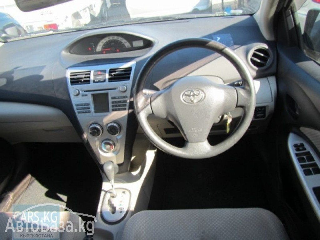 Toyota Belta 2007 года за ~681 900 руб.