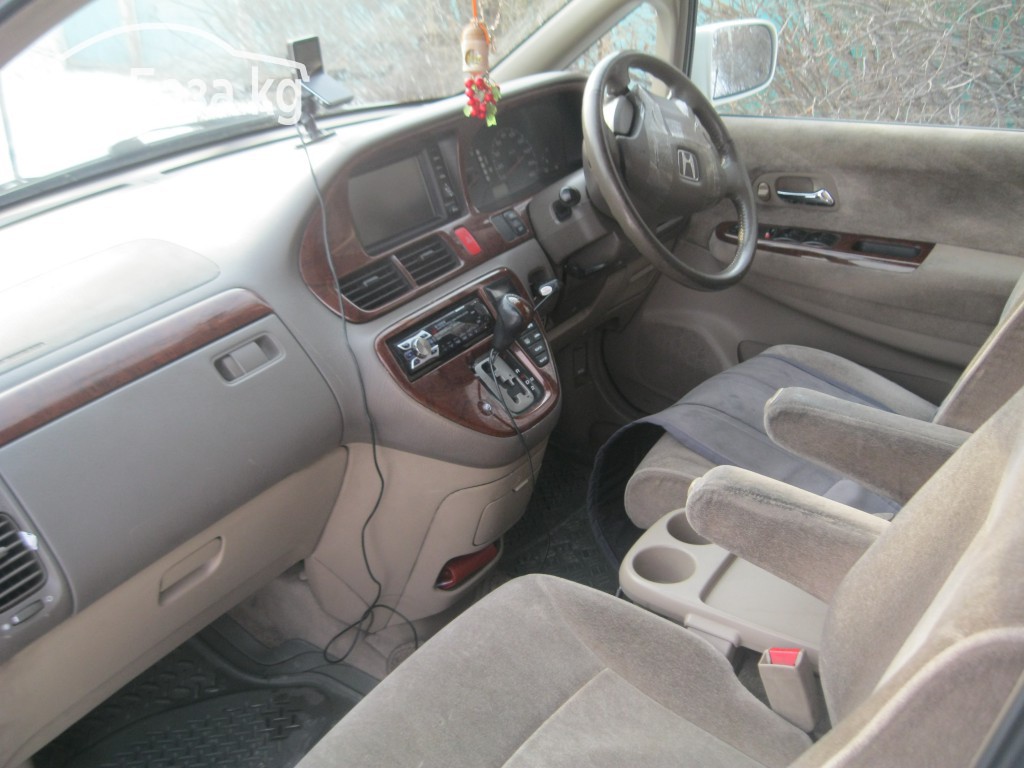 Honda Odyssey 2000 года за 240 000 сом