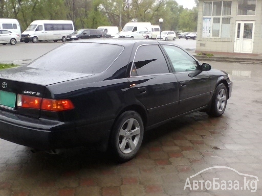 Toyota Camry 2000 года за ~405 200 сом