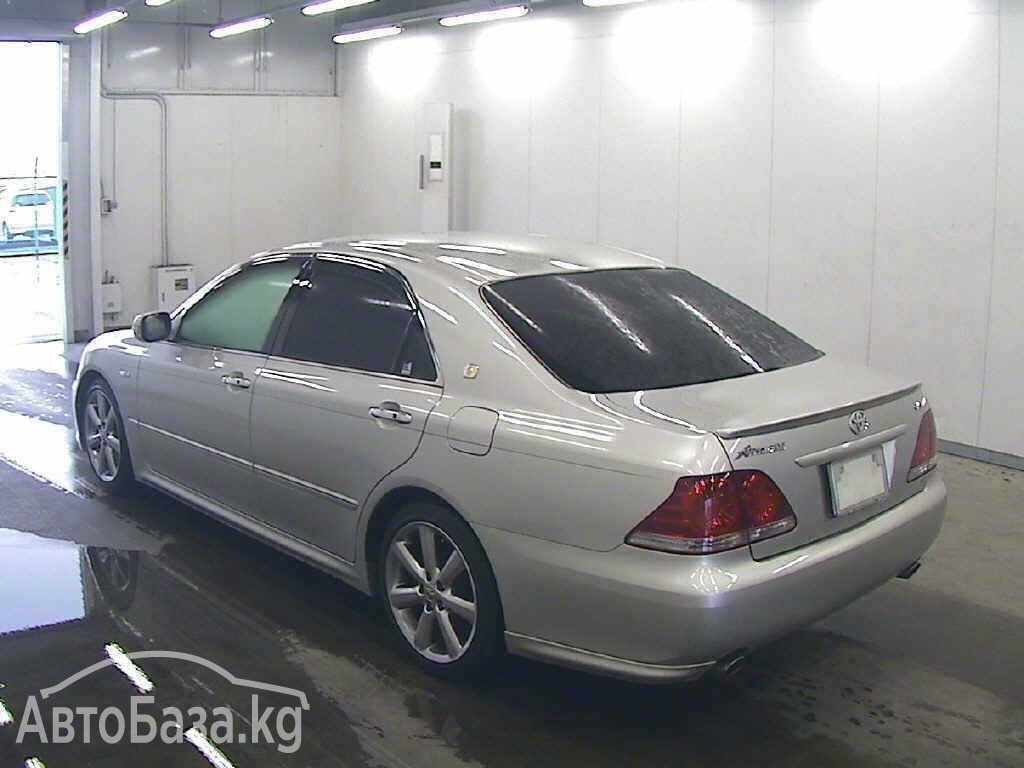 Toyota Crown 2004 года за ~689 700 сом