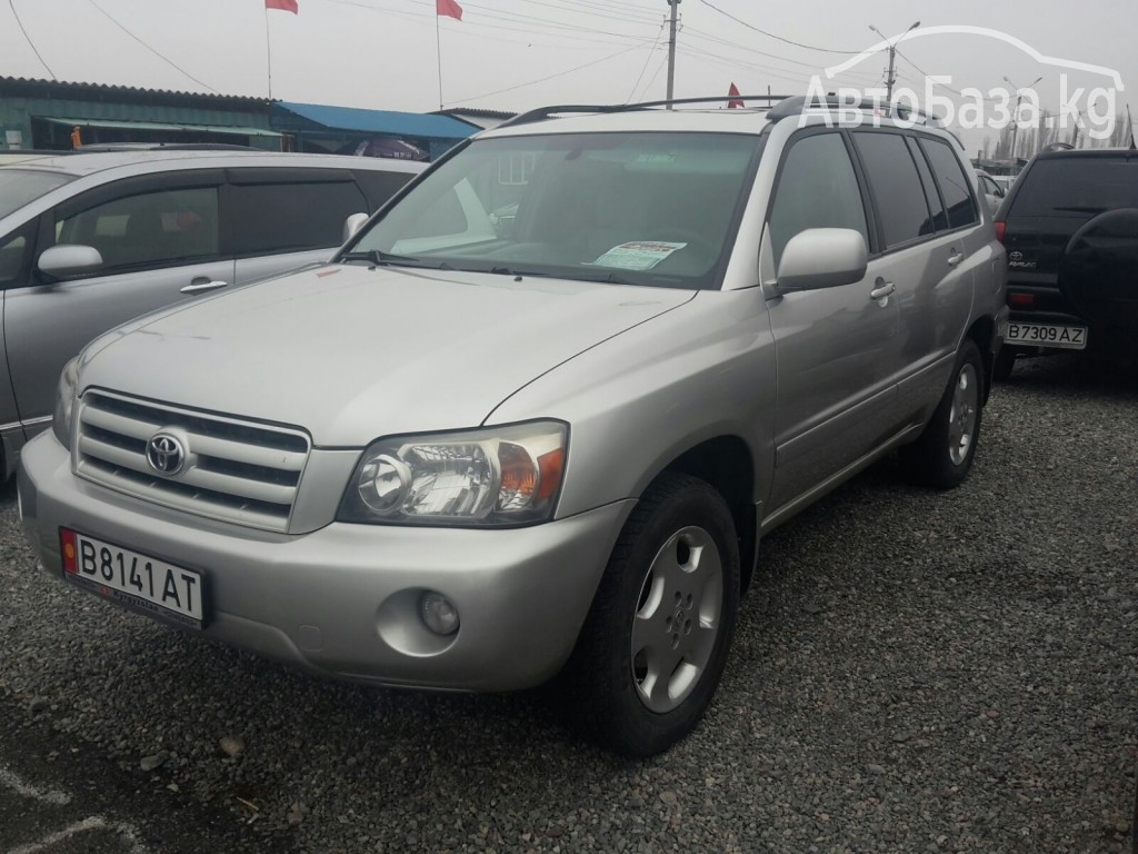 Toyota Highlander 2004 года за ~905 200 сом