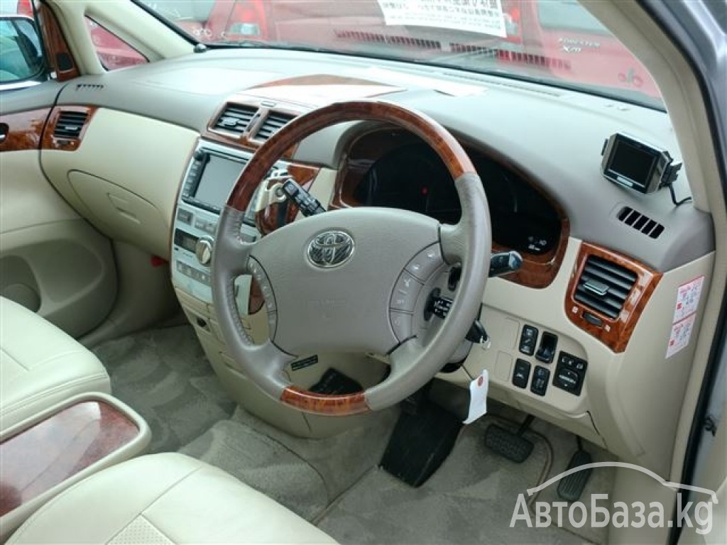 Toyota Ipsum 2004 года за ~672 500 сом