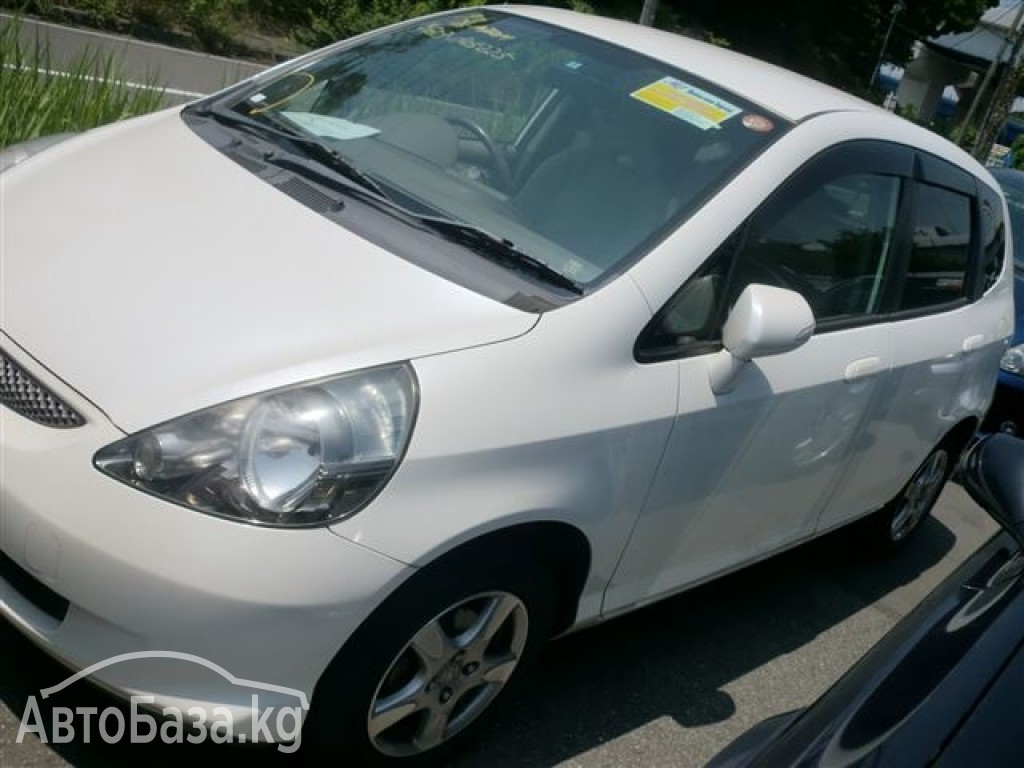 Honda Fit 2005 года за ~446 400 руб.